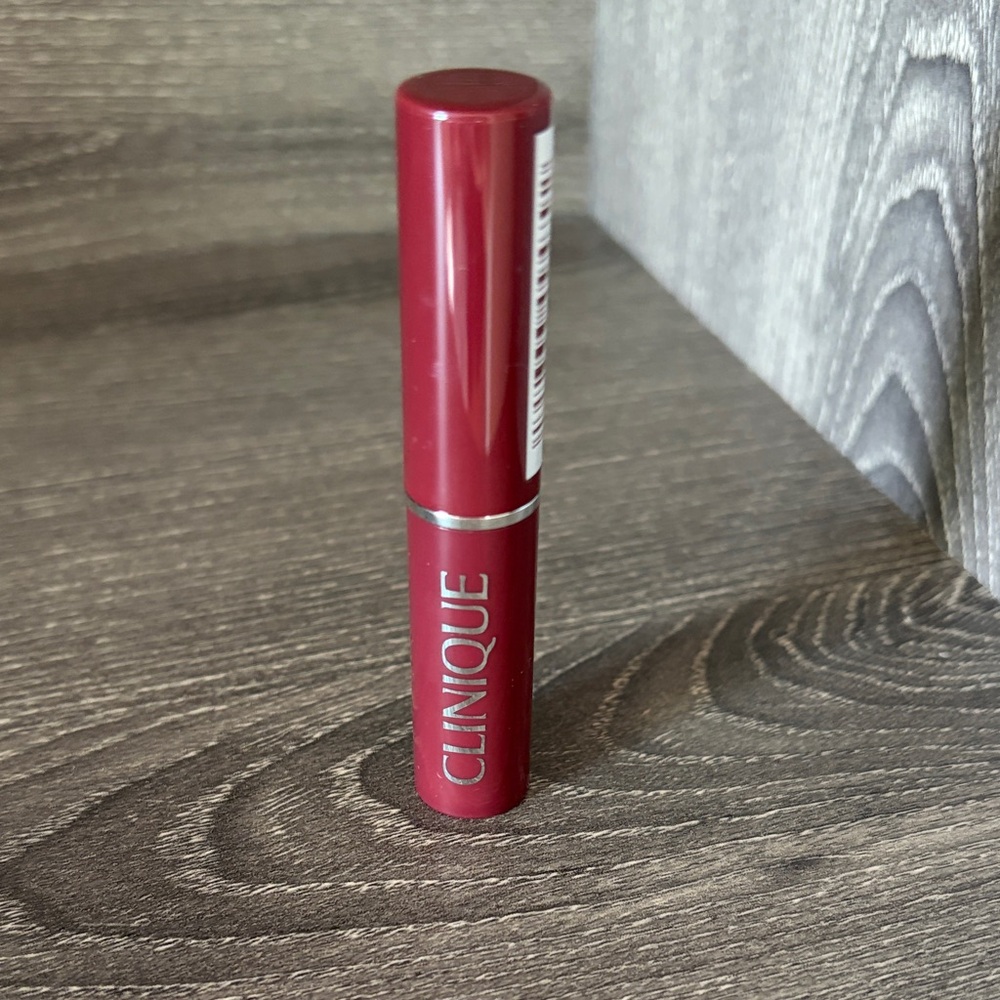 ❤️$9 NWT Clinique Almost Lipstick - Black Honey